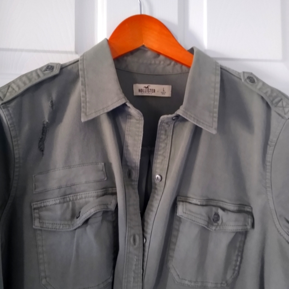 Hollister Olive Distressed Military Women's Button Up Sz Large Raw Hem